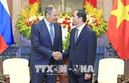 Chủ tịch nước Trần Đại Quang tiếp Bộ trưởng Ngoại giao LB Nga Sergey Lavrov. Ảnh: TTXVN